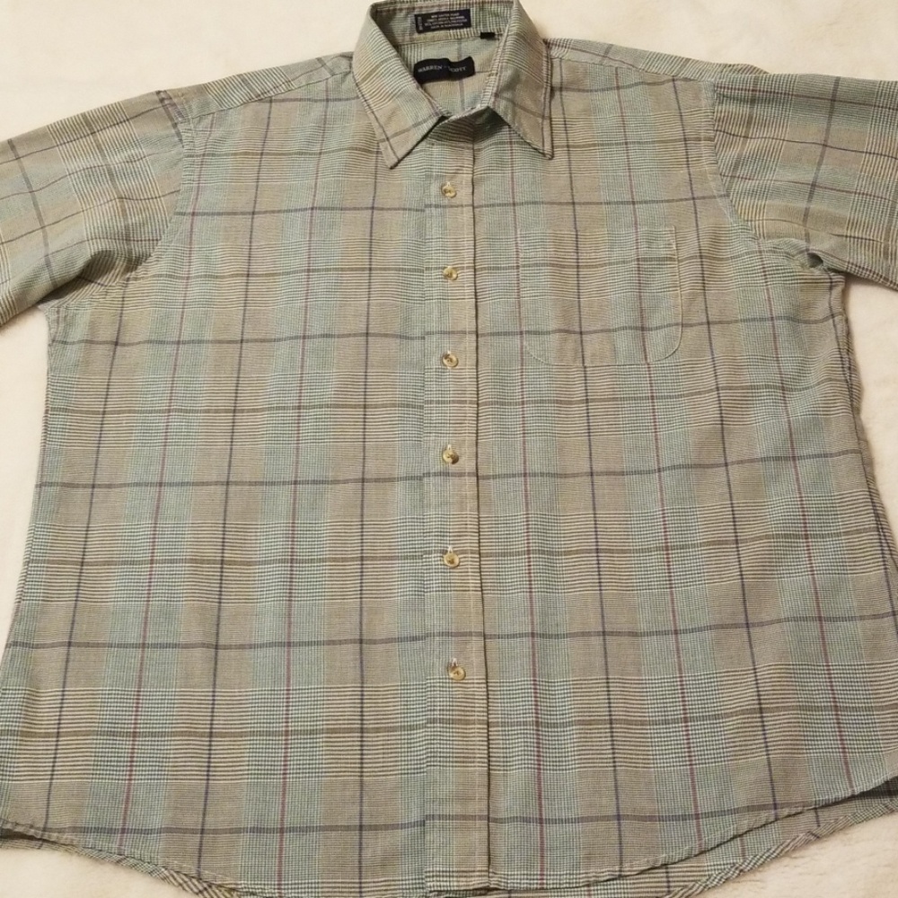 Men's Button Down Short Sleeve Shirt Size L